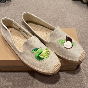 Soludos lime and coconut flats